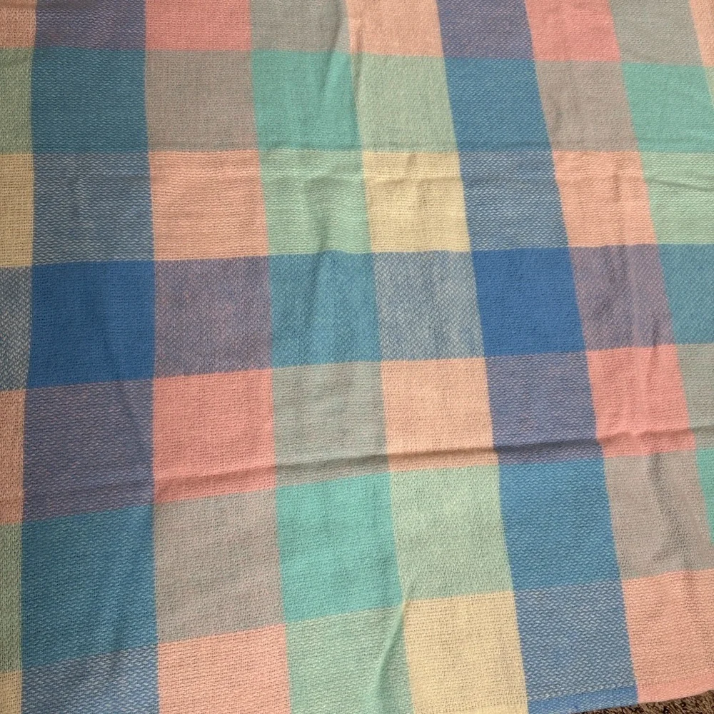 Vintage Chatham pastel blanket / throw with fringe ends New Made in USA